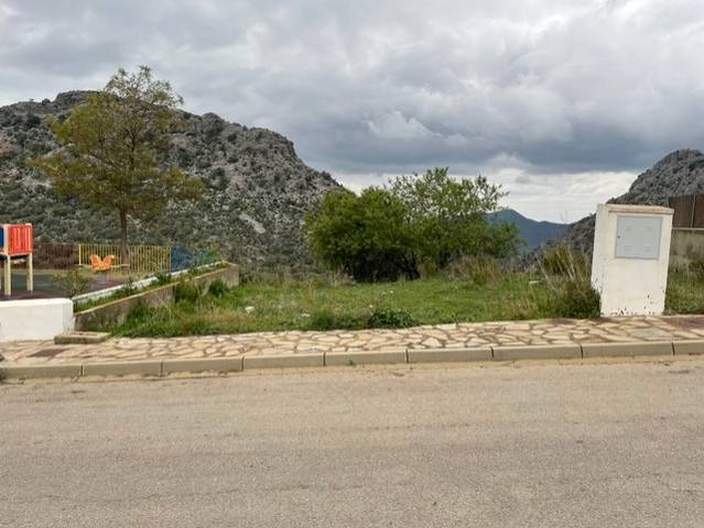 Terreno residencial en Venta en Calle la Tenería en Benaocaz