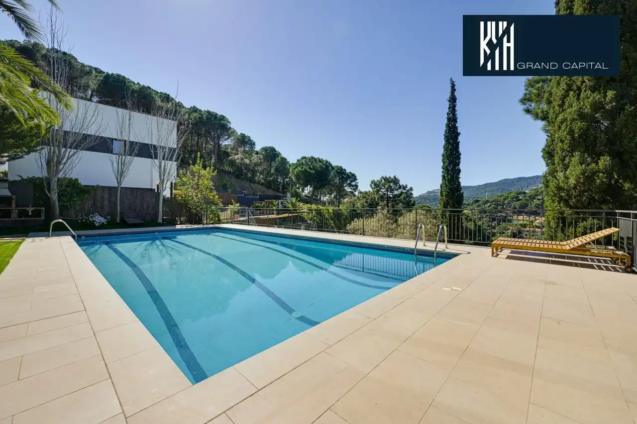 Detached house with pool for sale in Carrer Carrer Alexandria, imagen 85