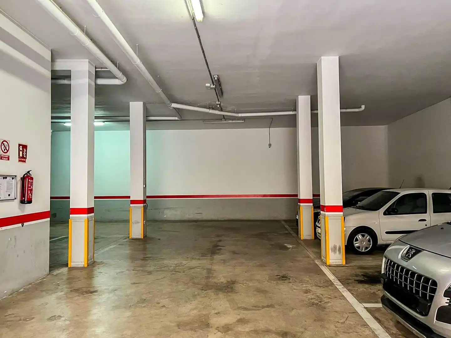 Parking de Piso en venta en Reus con Aire acondicionado, Calefacción y Balcón