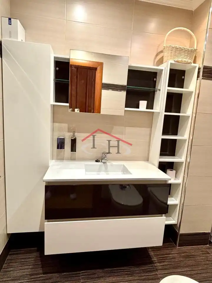 Bathroom of Flat for rent in León Capital   with Heating, Parquet flooring and Terrace