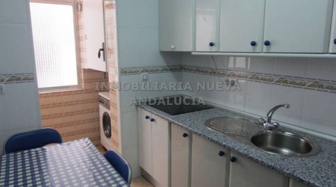 Foto 2 de Piso de alquiler en San Luis, Almería Capital