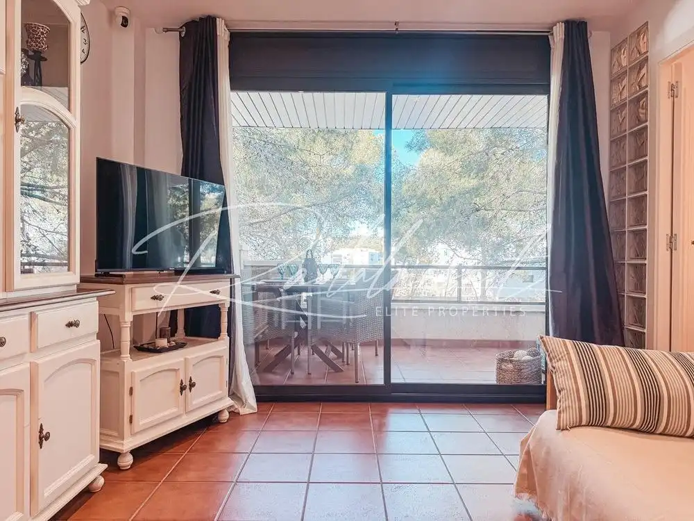 Sala de estar de Piso en venta en Salou con Calefacción, Terraza y Amueblado