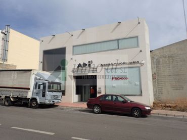 Gewerbefläche zur Miete in La Vall d'Uixó