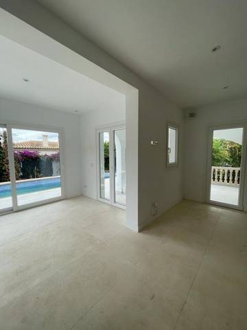 Casa-chalet en Venta en Génova