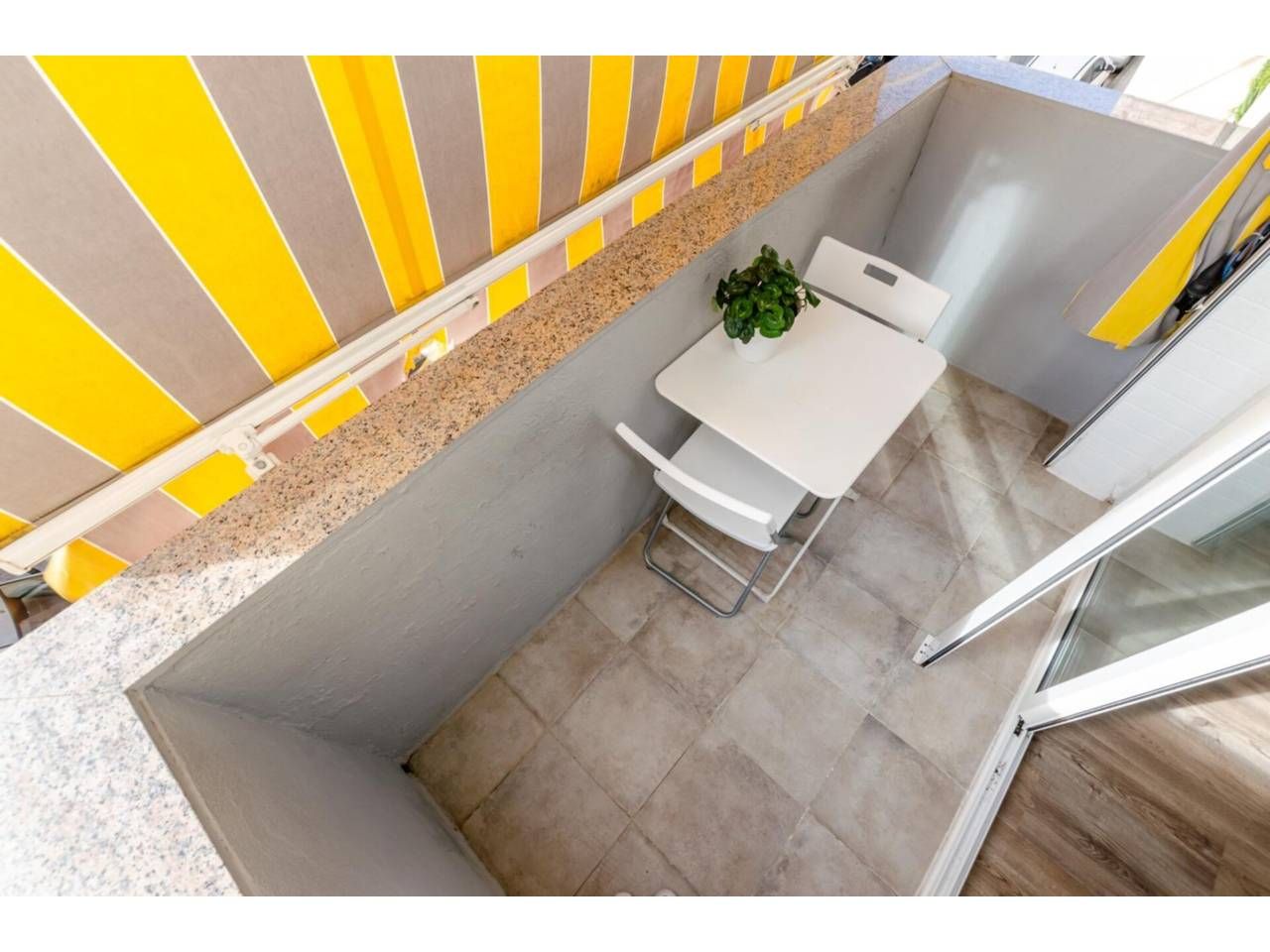 Terrassa de Pis en venda en Badalona amb Balcó