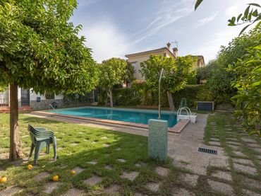 Maison jumelée avec balcon à vendre à Calle de Almajara 27