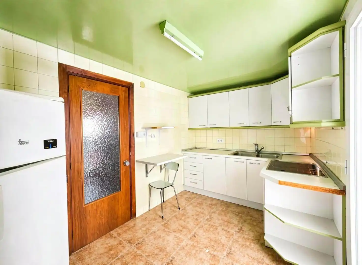 Cocina de Piso en venta en Plasencia con Calefacción, Terraza y Balcón