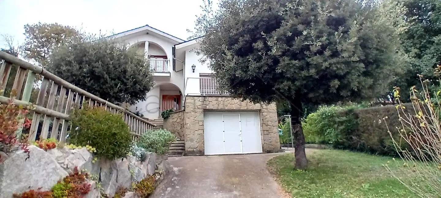 Casa con terraza en venta en L'Esquirol, imagen 3