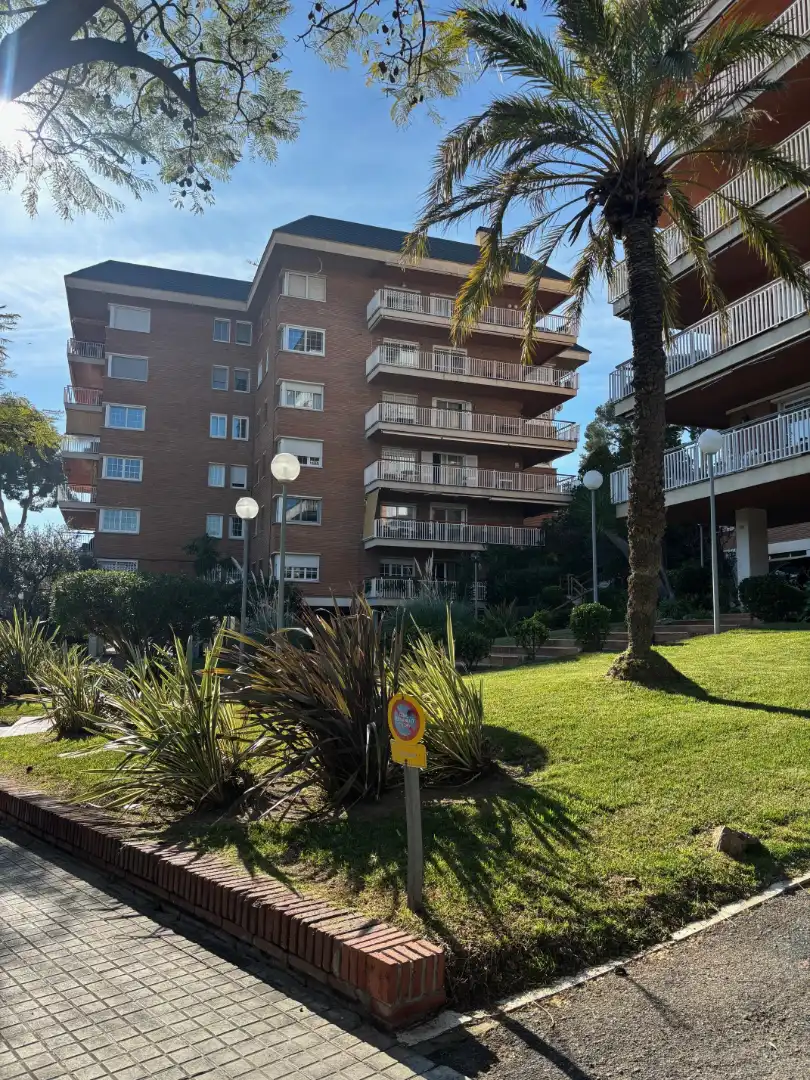 Exterior view of Flat for sale in Castelldefels  with Air Conditioner, Heating and Parquet flooring