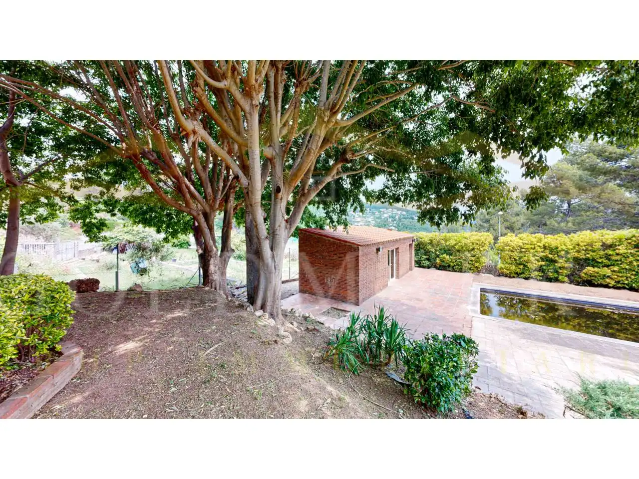 Jardí de Casa o xalet en venda en Corbera de Llobregat amb Aire condicionat, Calefacció i Jardí privat