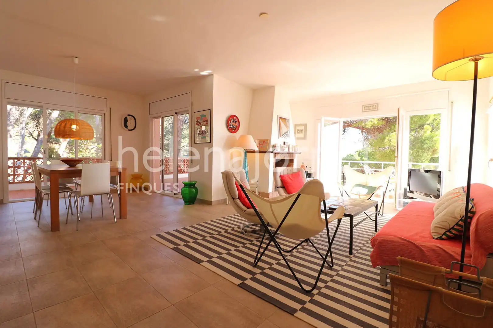 Sala de estar de Casa o chalet en venta en Llagostera con Calefacción, Terraza y Piscina