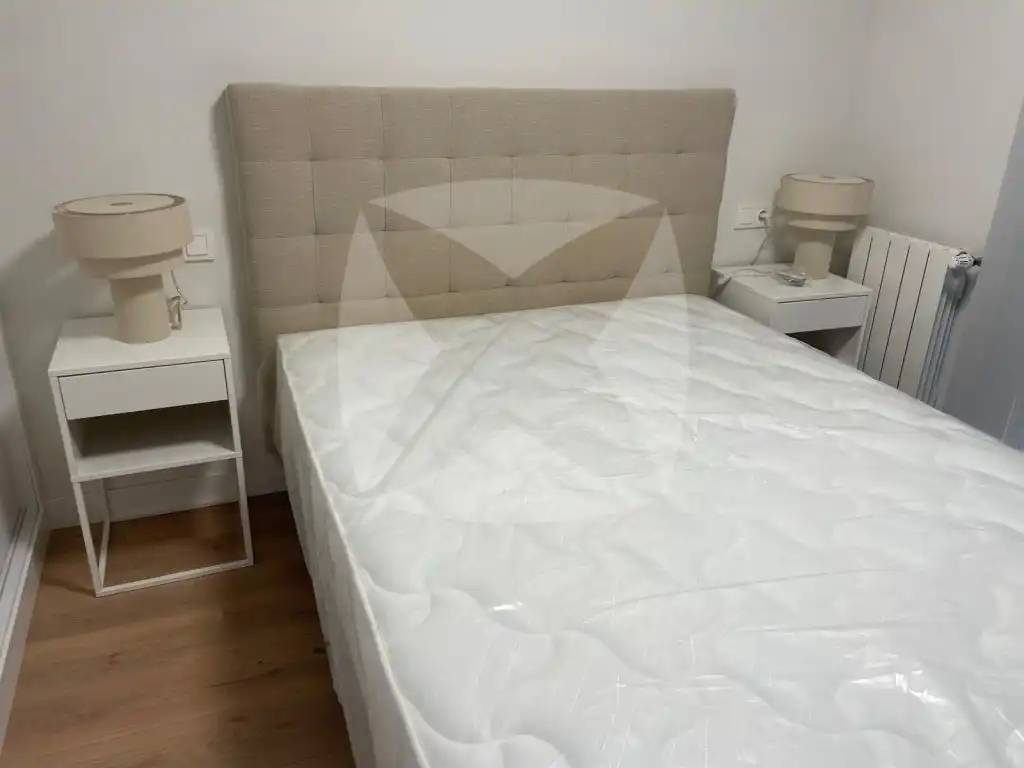 Wohnung zur Miete in Avenida Juan Pablo Ii, Las Vaguadas