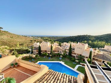 Àtic amb piscina en venda a Elviria - Cabopino