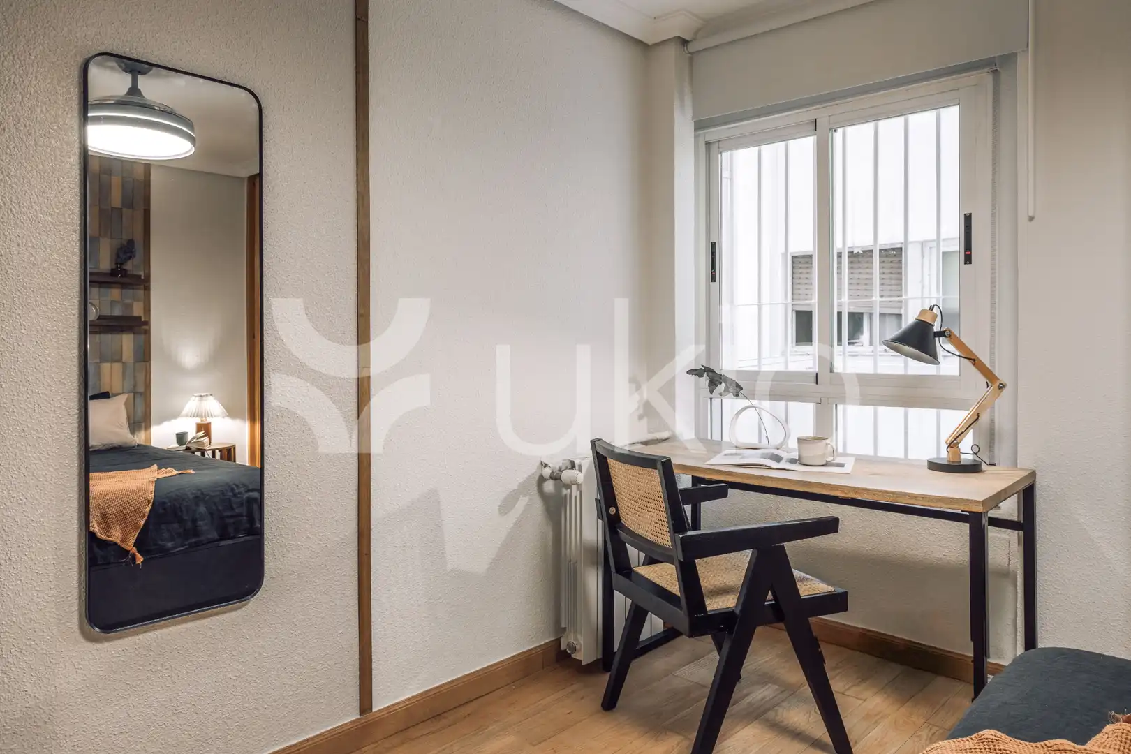 Habitación de Apartamento de alquiler en Madrid con Calefacción, Amueblado y Horno