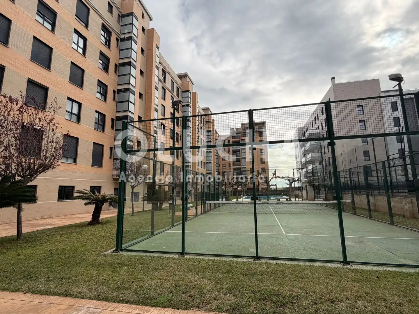 Vista exterior de Piso en venta en Castellón de la Plana / Castelló de la Plana con Balcón