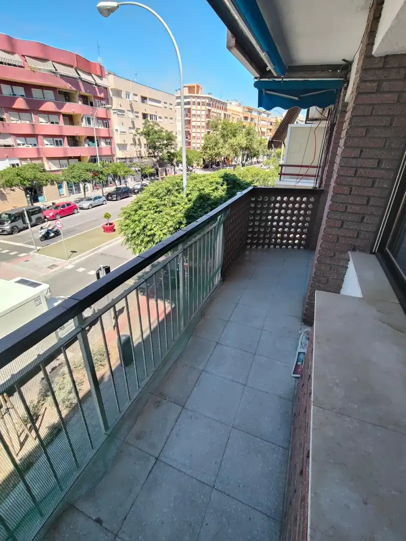 Terrasse von Wohnung zum Verkauf in Alicante / Alacant mit Klimaanlage, Parkett und Terrasse