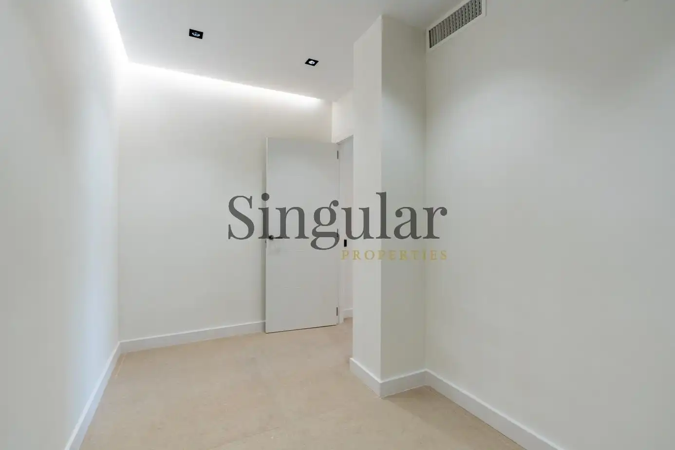 Piso en venta en Barcelona con Aire acondicionado, Calefacción y Terraza