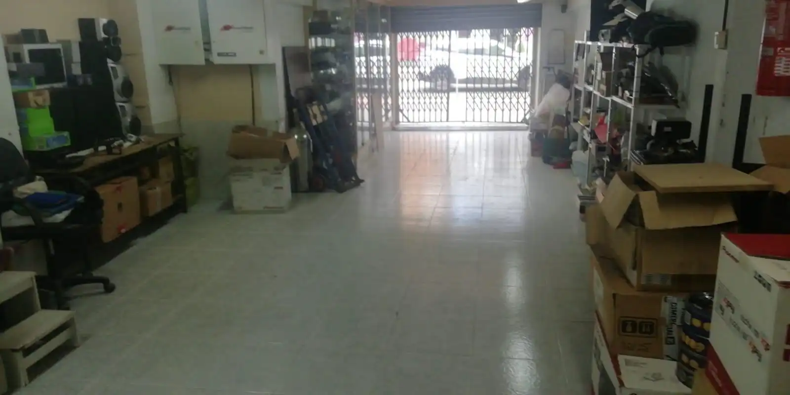 Business premises for sale in Centre Vila, imagen 2