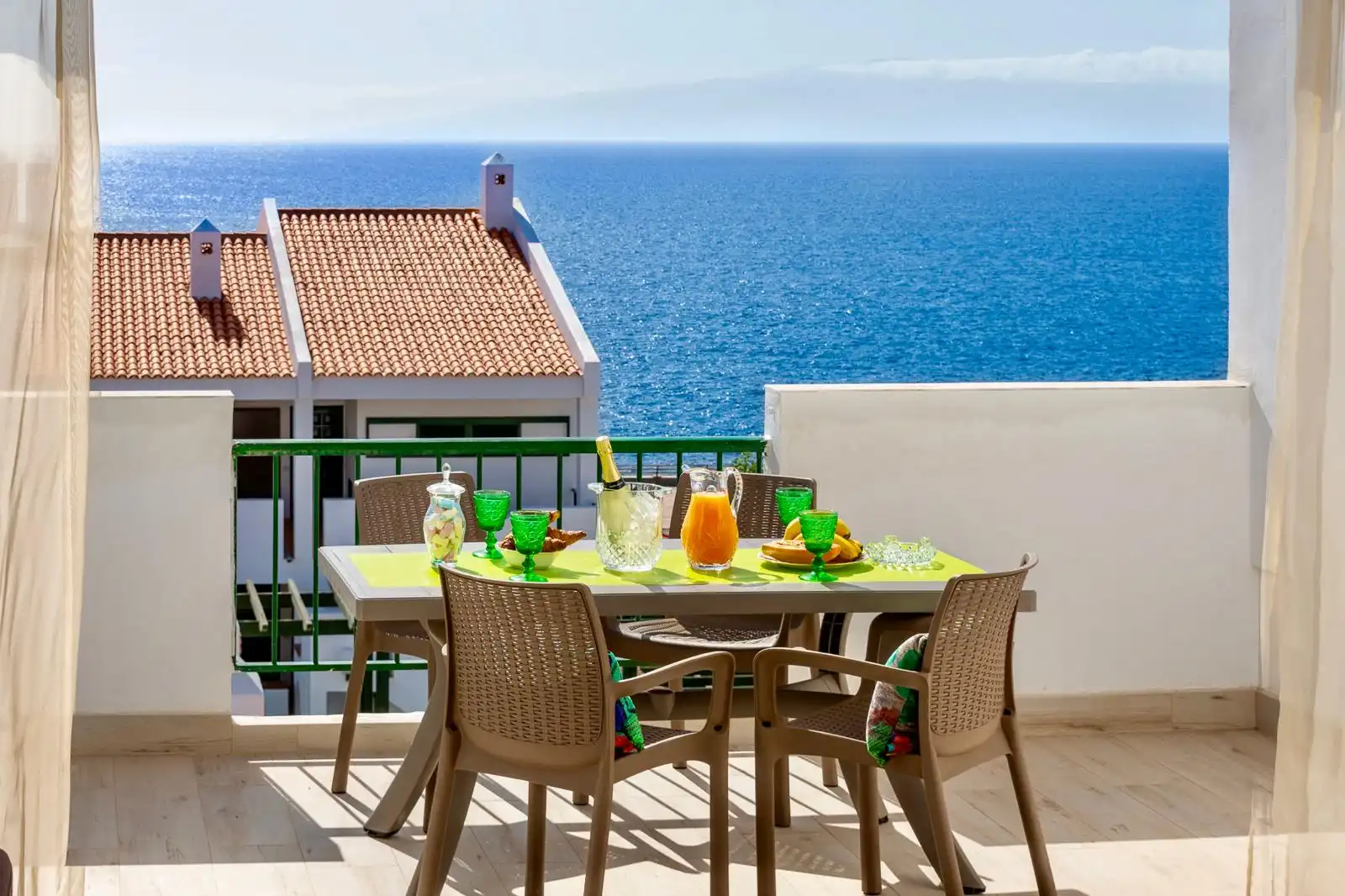 Terraza de Piso en venta en Adeje con Aire acondicionado, Terraza y Amueblado