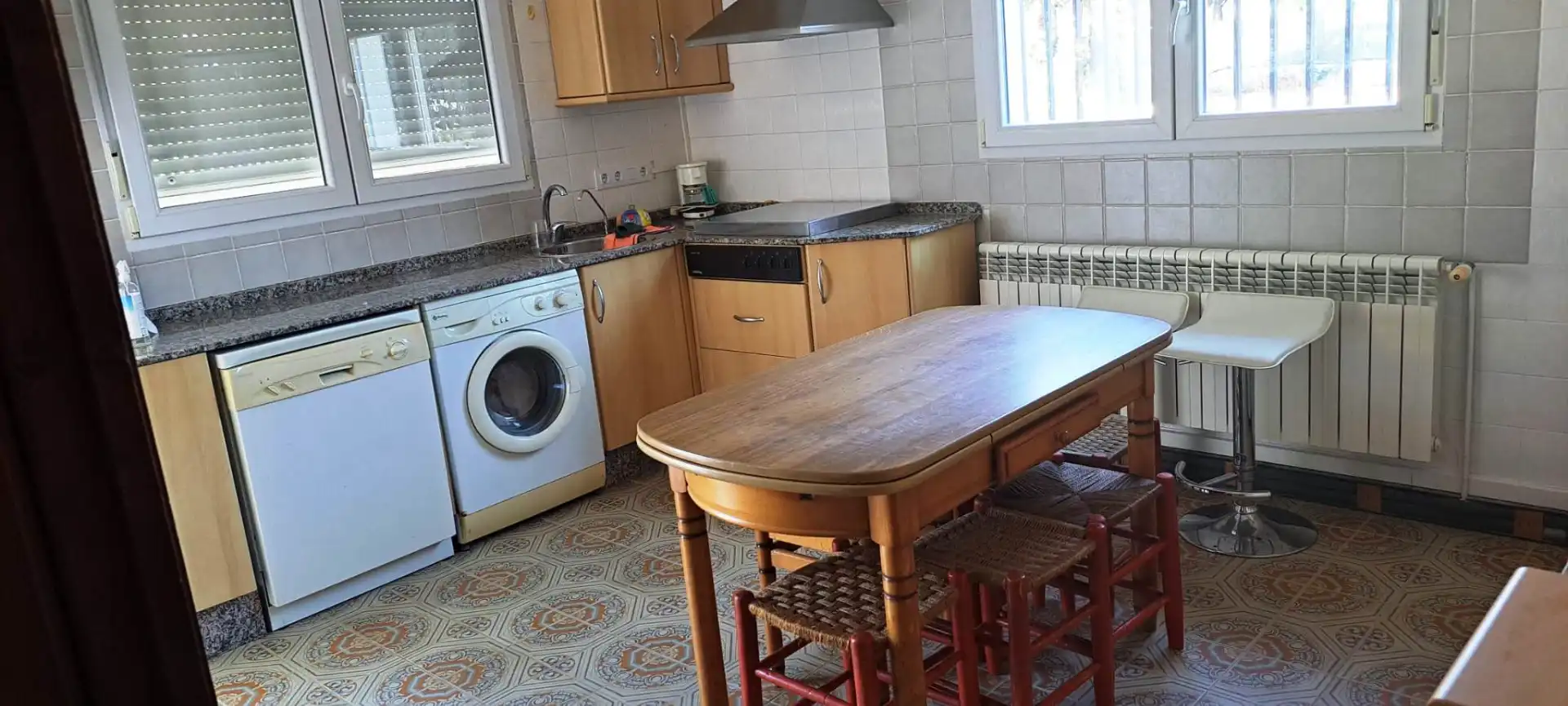 Kitchen of Houses for sale in Chiclana de la Frontera  with Private garden, Terrace and Furnished