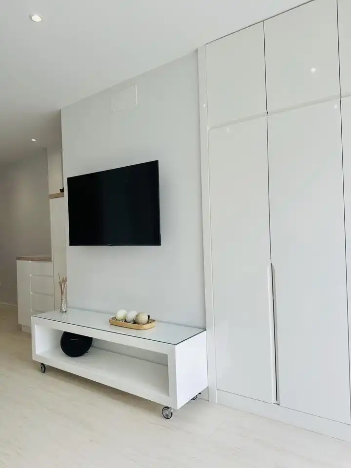 Living room of Study for rent in Las Palmas de Gran Canaria  with Air Conditioner, Terrace and Furnished