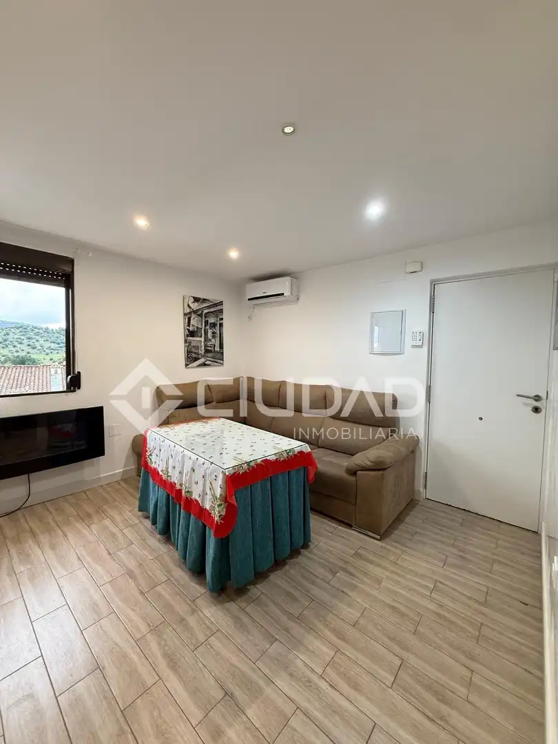 Flat for sale in El Bosque  with Air Conditioner, Furnished and Alarm