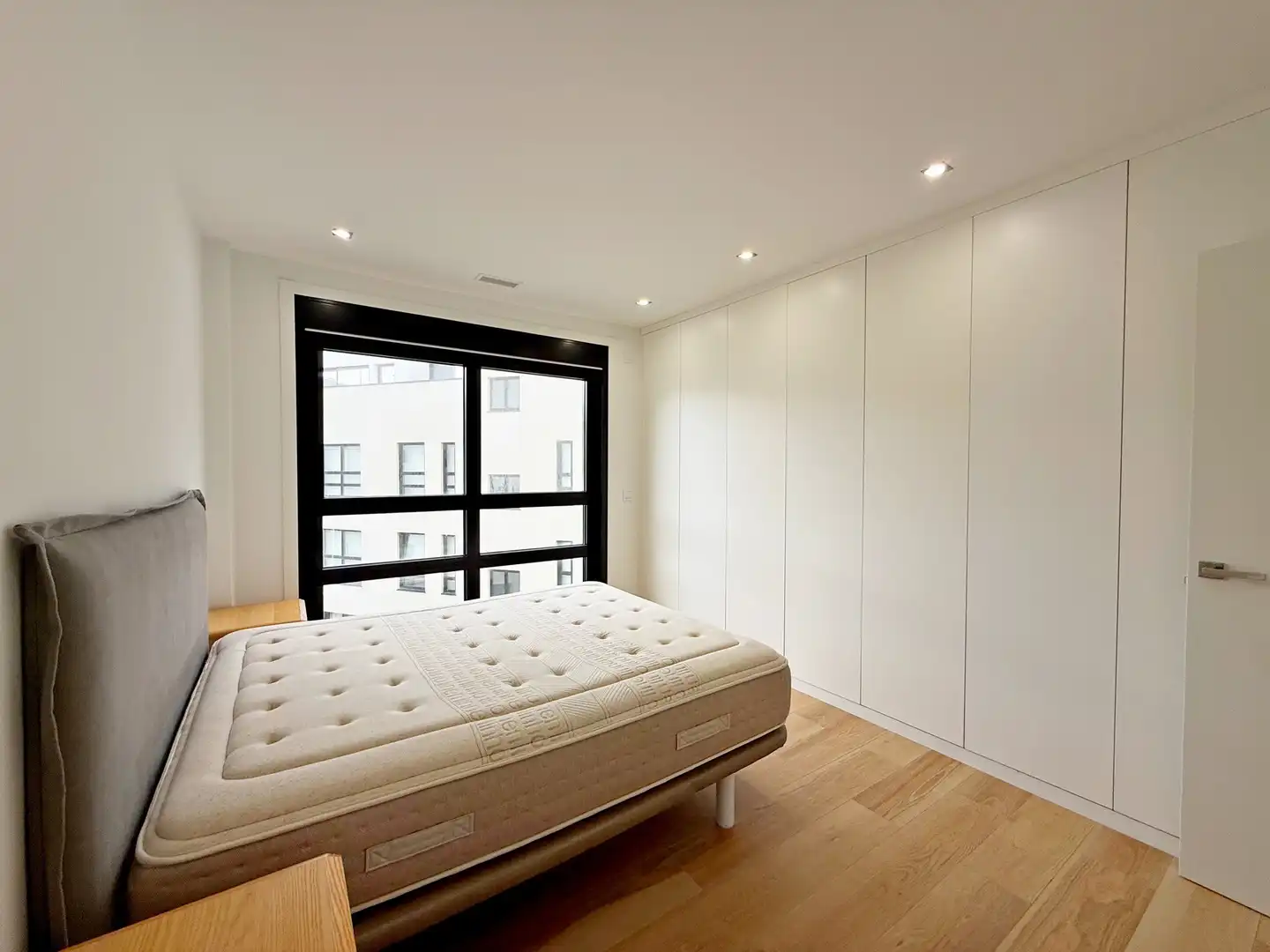 Habitación de Piso de alquiler en A Coruña Capital  con Calefacción y Trastero