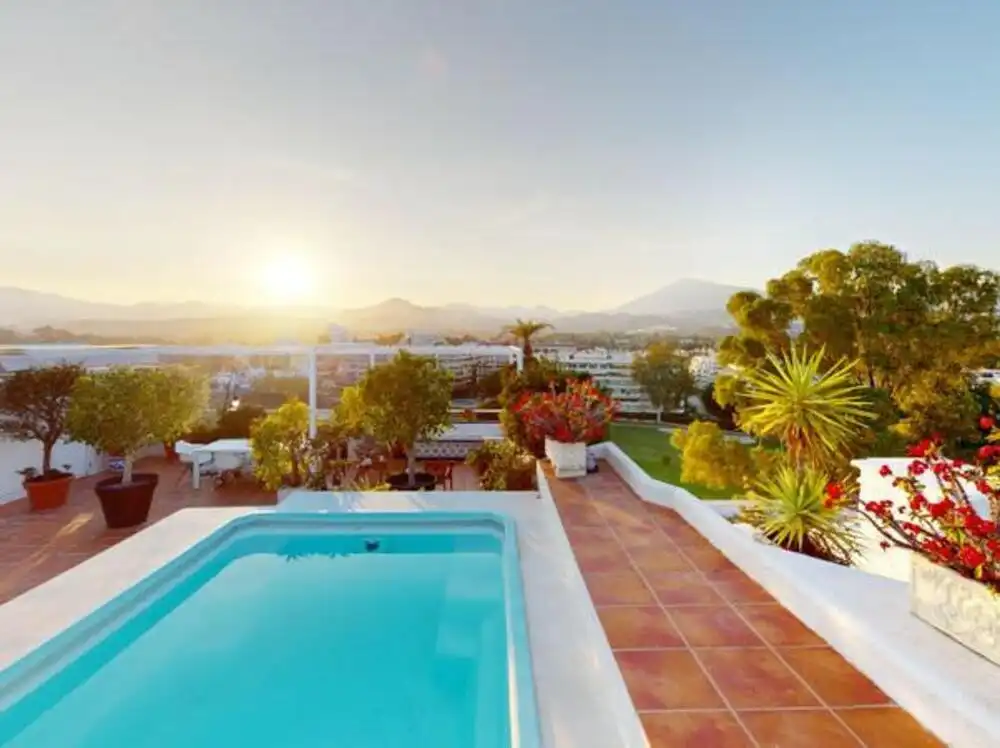 Ático con piscina en venta en San Pedro de Alcántara, imagen 19