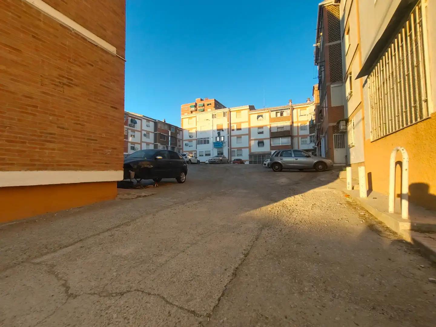 Parking de Piso de alquiler en Granada con Aire acondicionado, Amueblado y Lavadora
