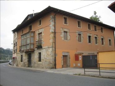 Bajo con jardín en venta en Deustuko Zubia