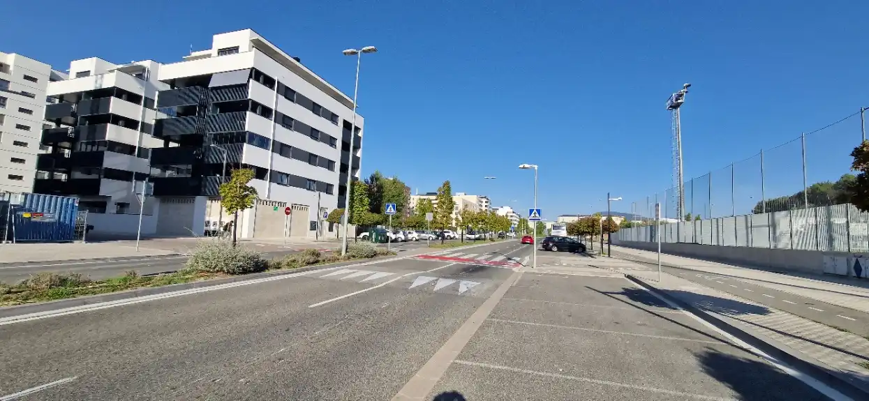 Local comercial de lloguer a Calle Valle de Egüés 2295, imagen 6