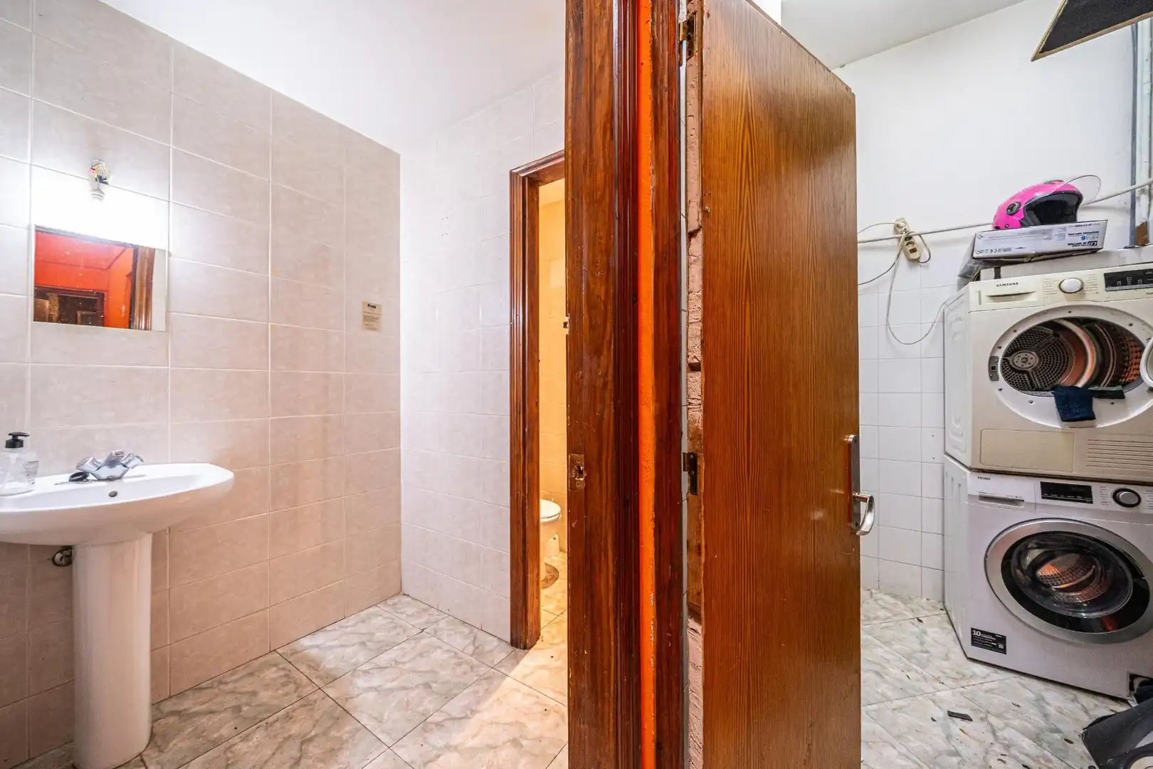 Commercial properties for sale in Carrer de Josep Garcias, 6, Son Gotleu