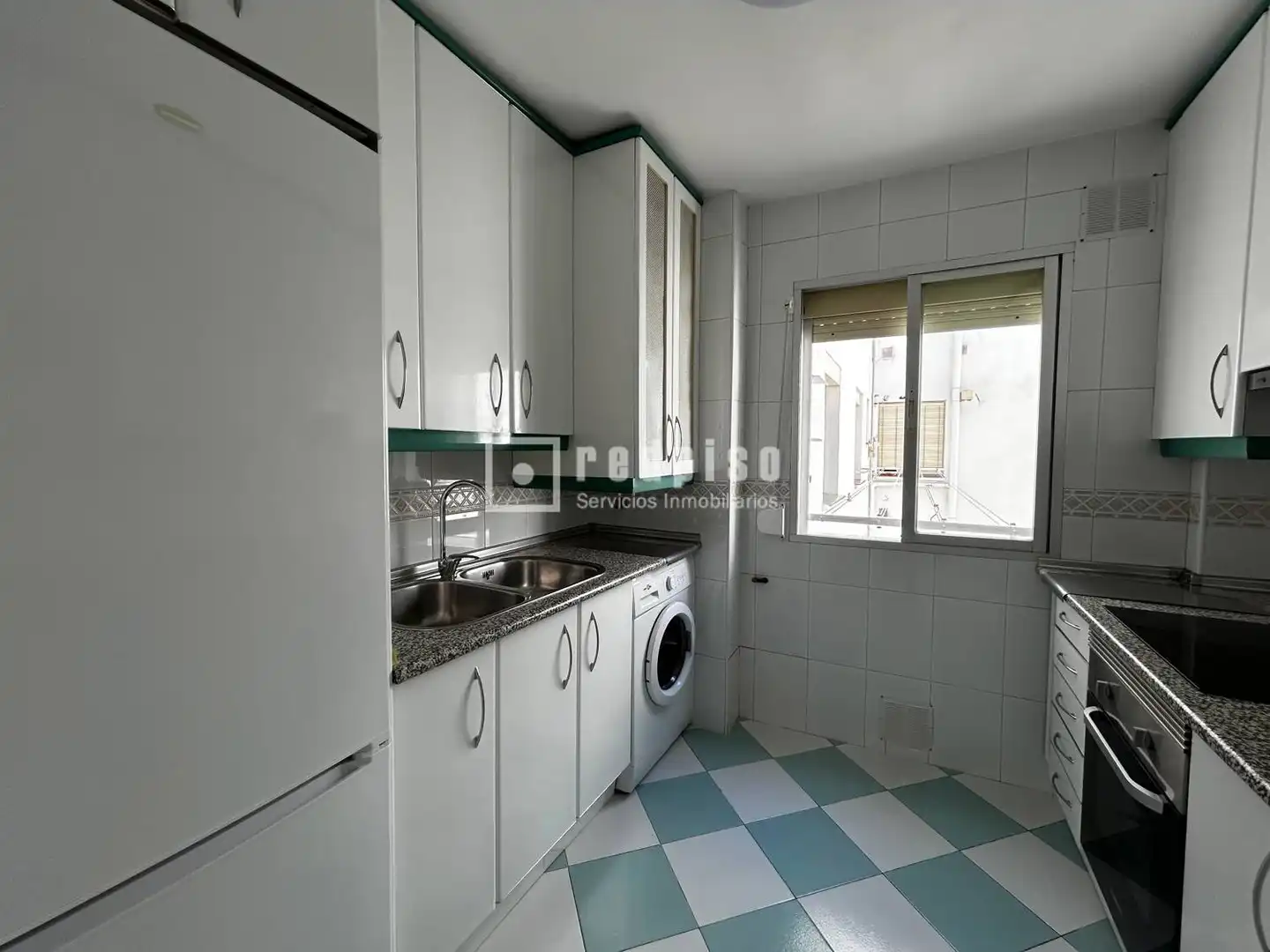 Kitchen of Flat for rent in Alcalá de Henares  with Heating and Terrace