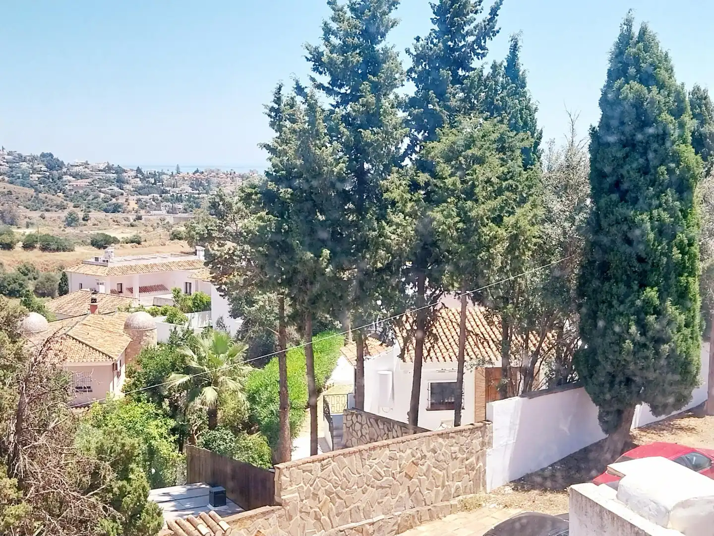 Außenansicht von Einfamilien-Reihenhaus zum Verkauf in Mijas mit Klimaanlage, Heizung und Terrasse