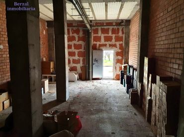 Local comercial en venta en Calle Gonzalo de Berceo