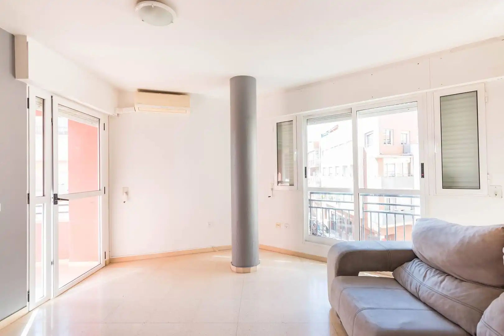 Sala de estar de Piso de alquiler en Murcia