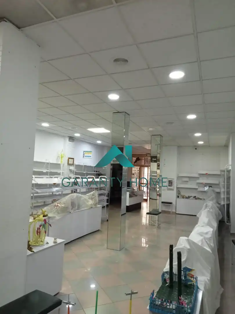 Local de alquiler en Lucena