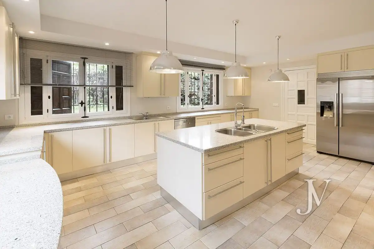 Kitchen of Houses for rent in Madrid  with Air Conditioner, Heating and Private garden
