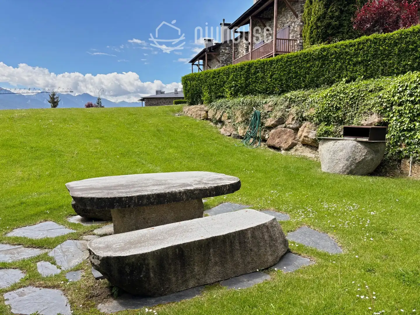 Garden of Duplexes for sale in Bolvir