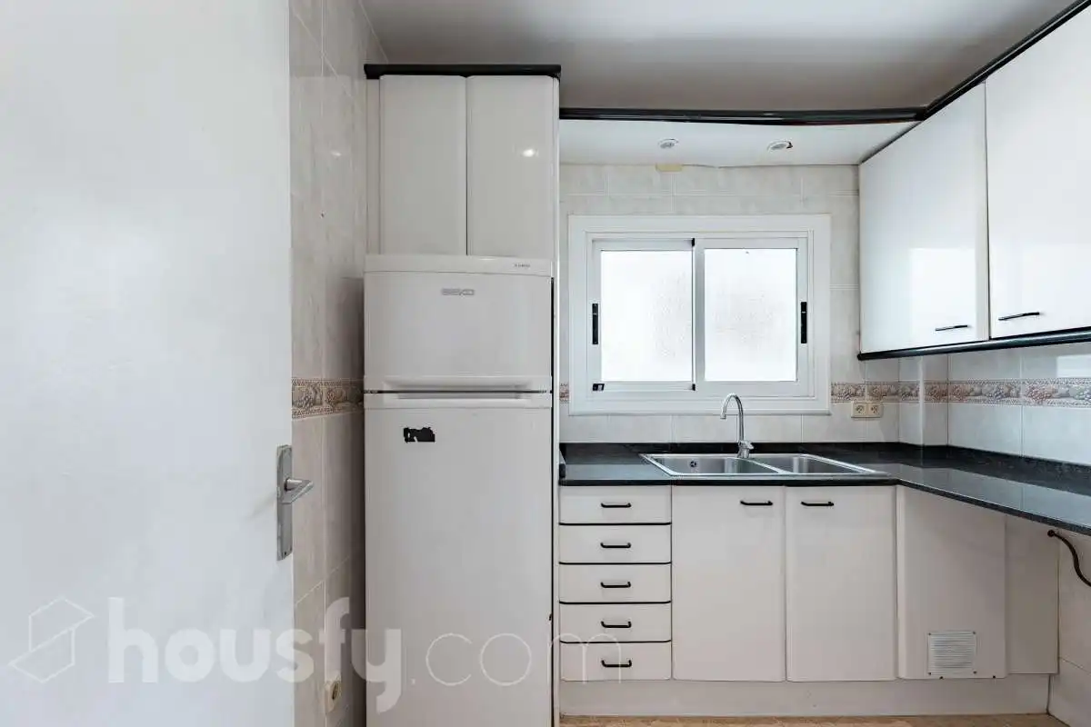 Piso con terraza en venta en Avenida de Santiago Rusiñol ., imagen 16