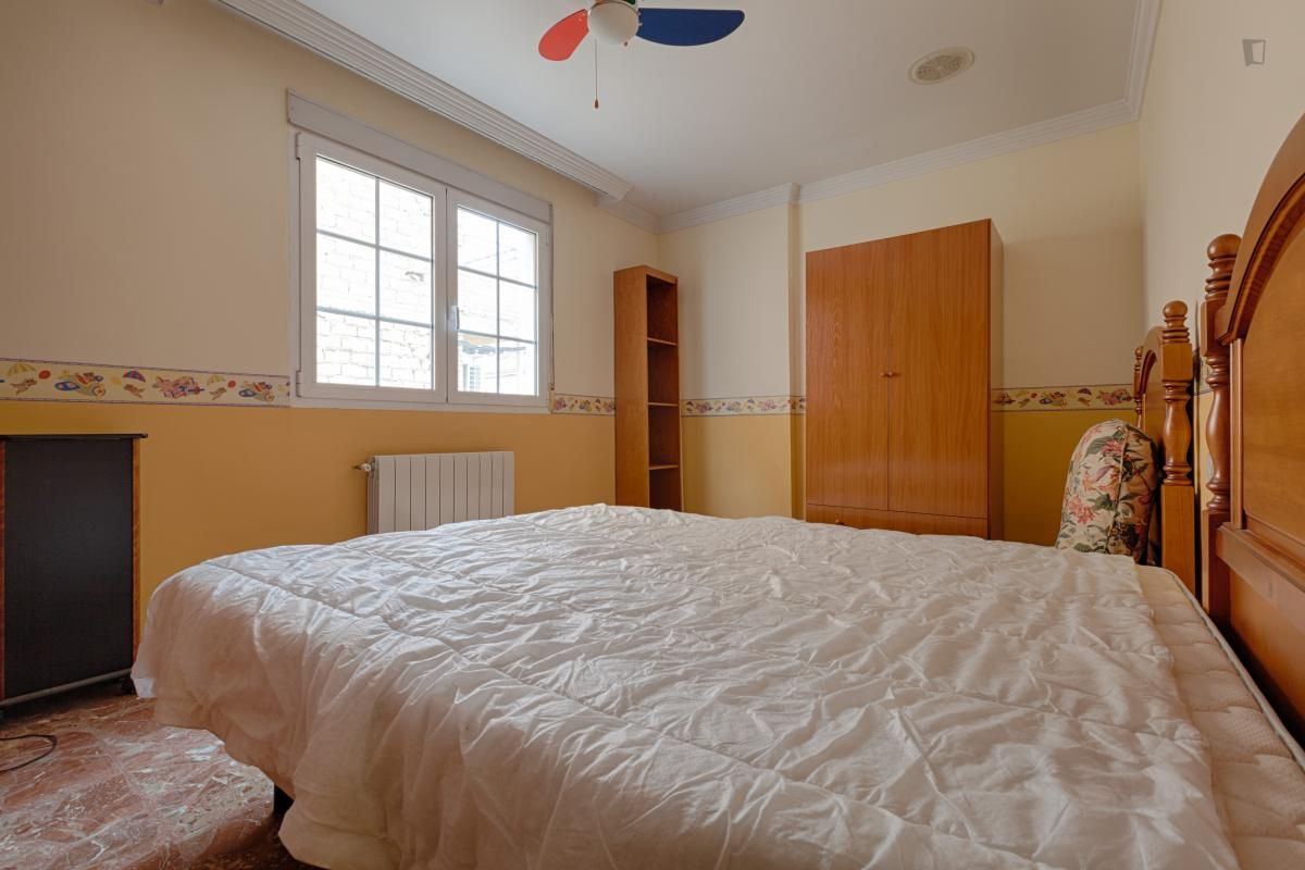 Apartament per a compartir a Cenes de la Vega