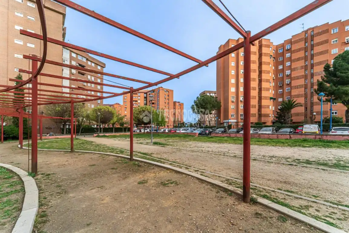 Garaje de alquiler en Leganés
