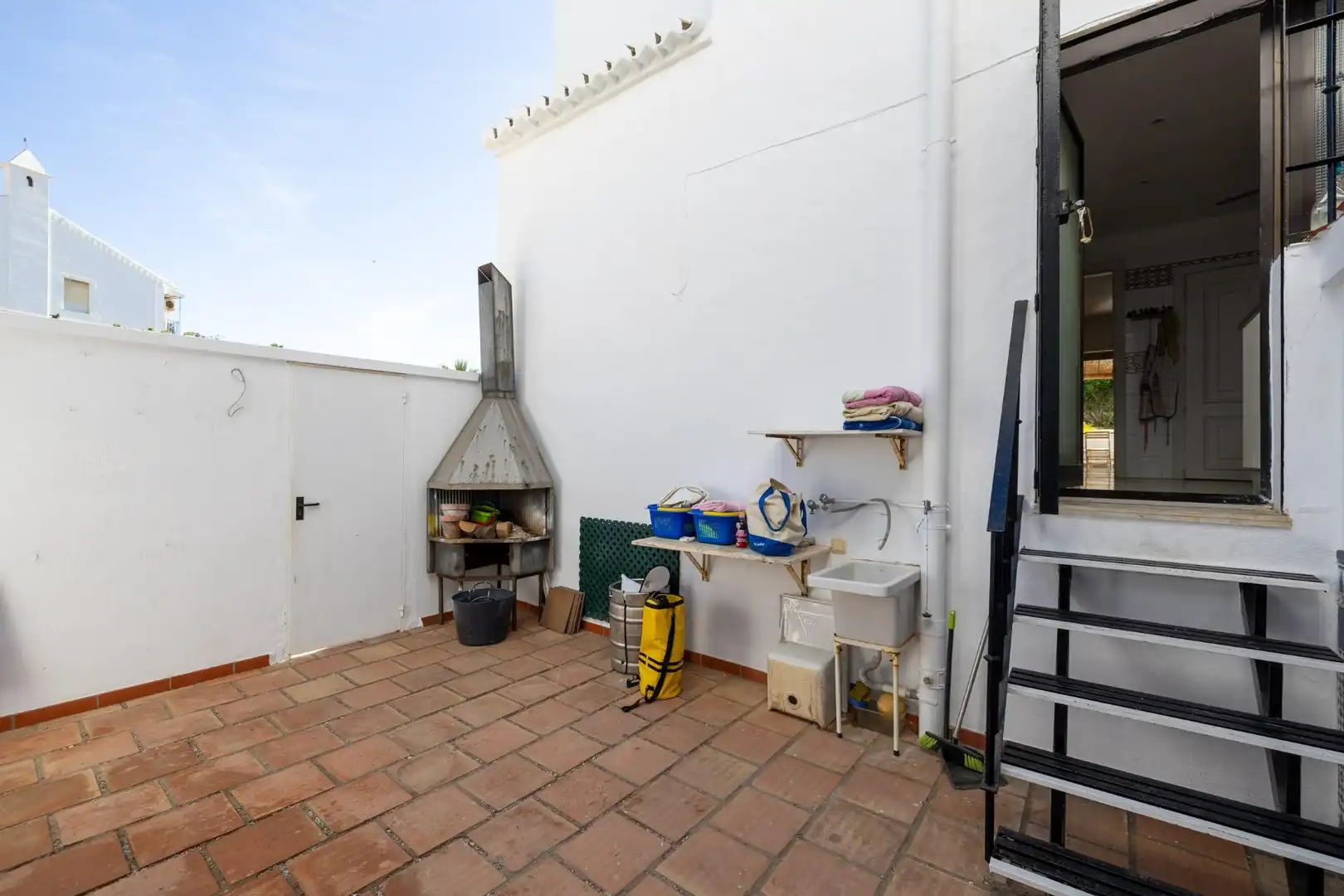 Garten von Einfamilien-Reihenhaus zum Verkauf in Motril mit Klimaanlage, Möbliert und Balkon