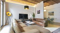 Sala d'estar de Pis en venda en  Barcelona Capital amb Aire condicionat, Calefacció i Balcó