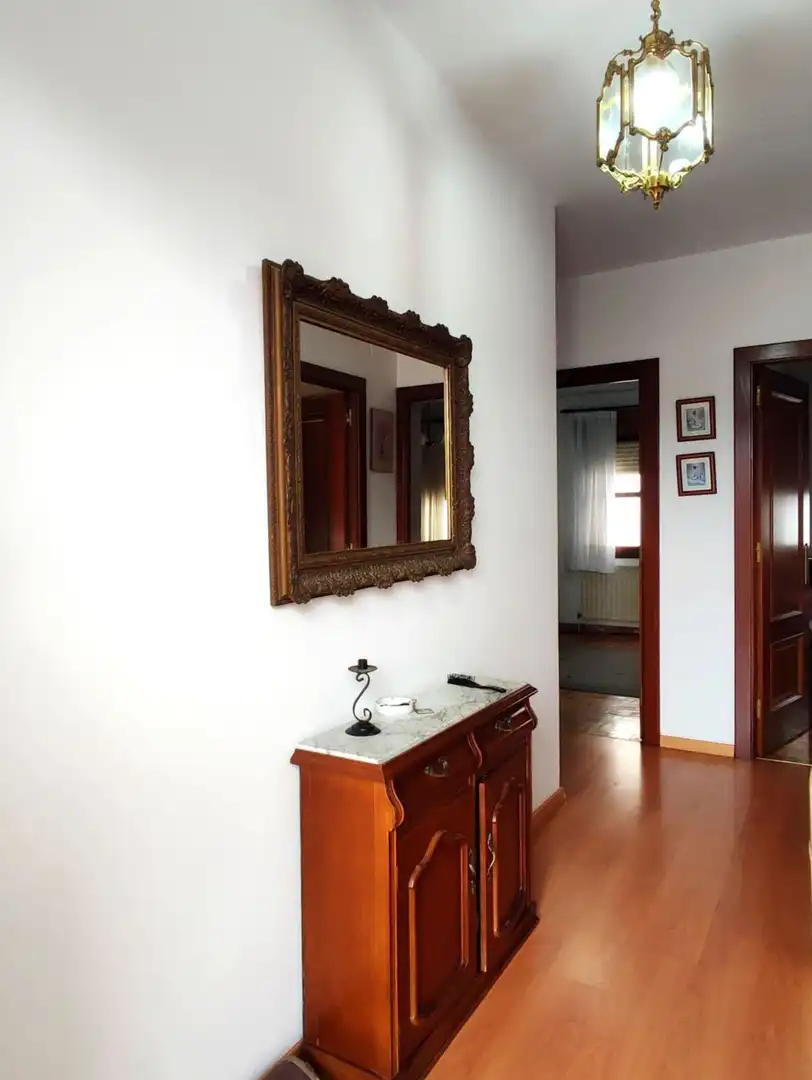 Casa o xalet en venda en Carral amb Jardí privat, Terrassa i Moblat