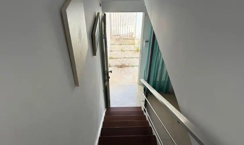 Einfamilien-Reihenhaus zum Verkauf in Carboneras mit Klimaanlage, Terrasse und Abstellraum