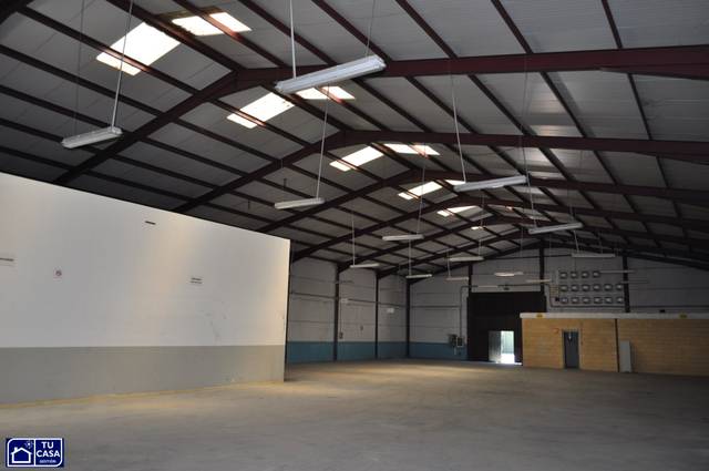 Nave industrial en Alquiler en Calle H, 81 en Malpartida de Cáceres