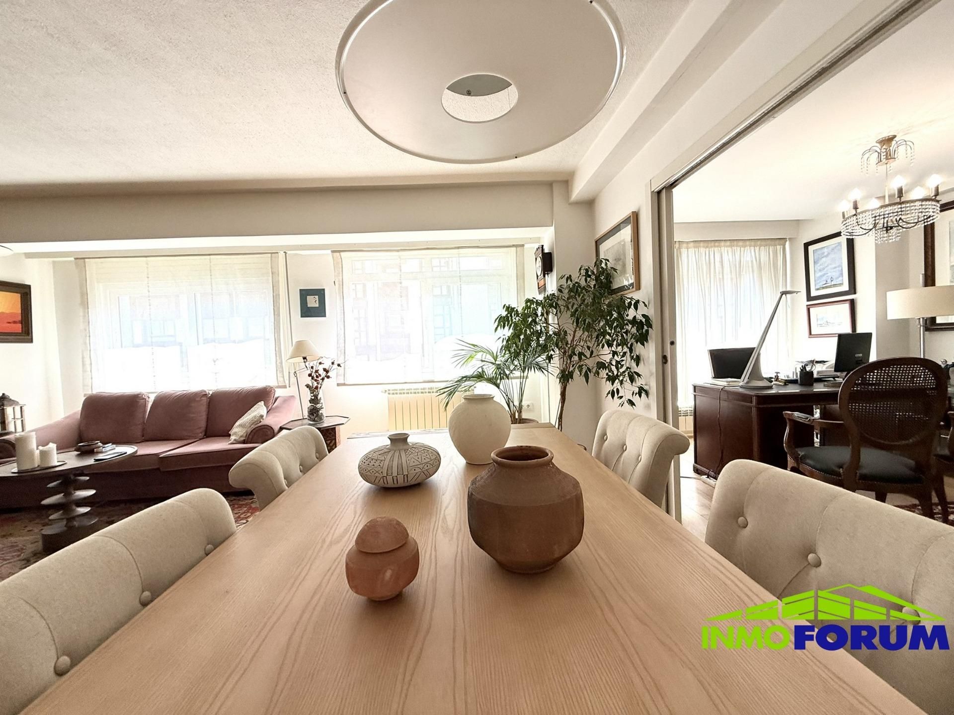 Comedor de Piso en venta en A Coruña Capital  con Calefacción