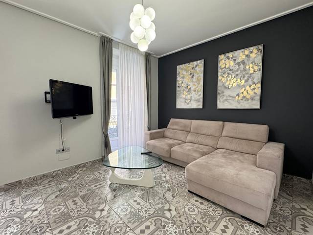 Piso en Alquiler en Calle SUSANA LLANERAS en Barrio del Centro