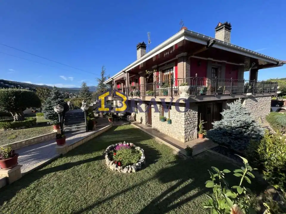 Vista exterior de Casa o chalet en venta en Valle de Mena con Calefacción, Jardín privado y Terraza